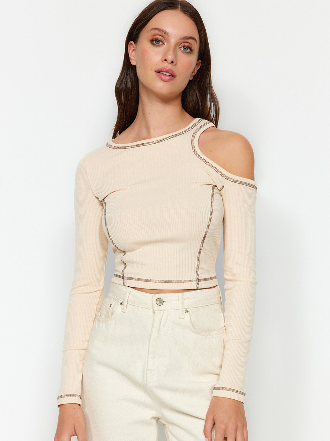 

Trendyol Round Neck Cut Out Top, Beige