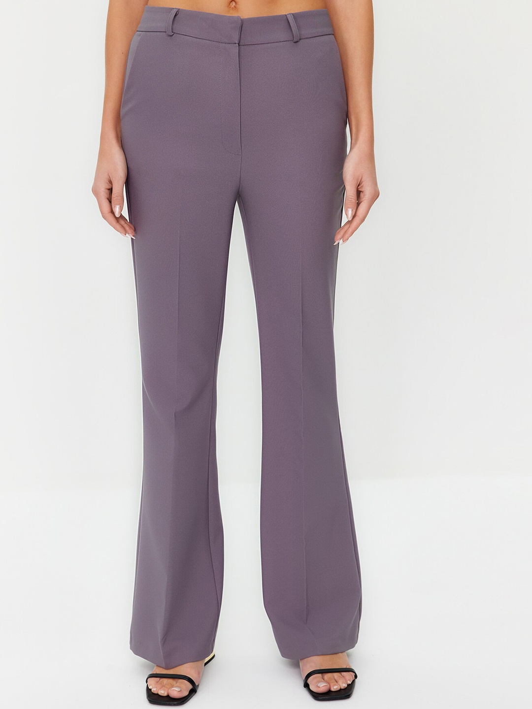 

Trendyol Women Mid-Rise Bootcut Trousers, Grey