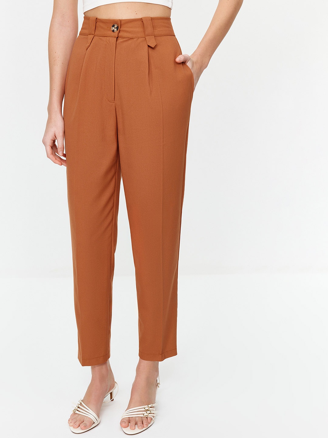 

Trendyol Women Mid Rise Pleated Trousers, Brown