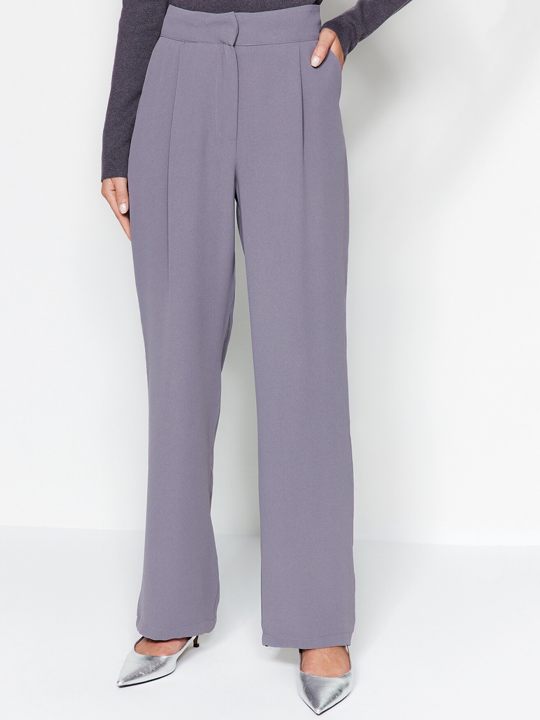 

Trendyol Women Pleated Parallel Trousers, Grey