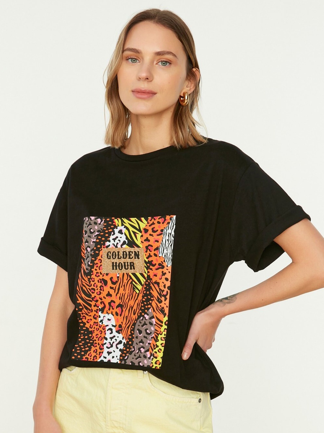 

Trendyol Graphic Printed Extended Sleeves Cotton T-shirt, Black