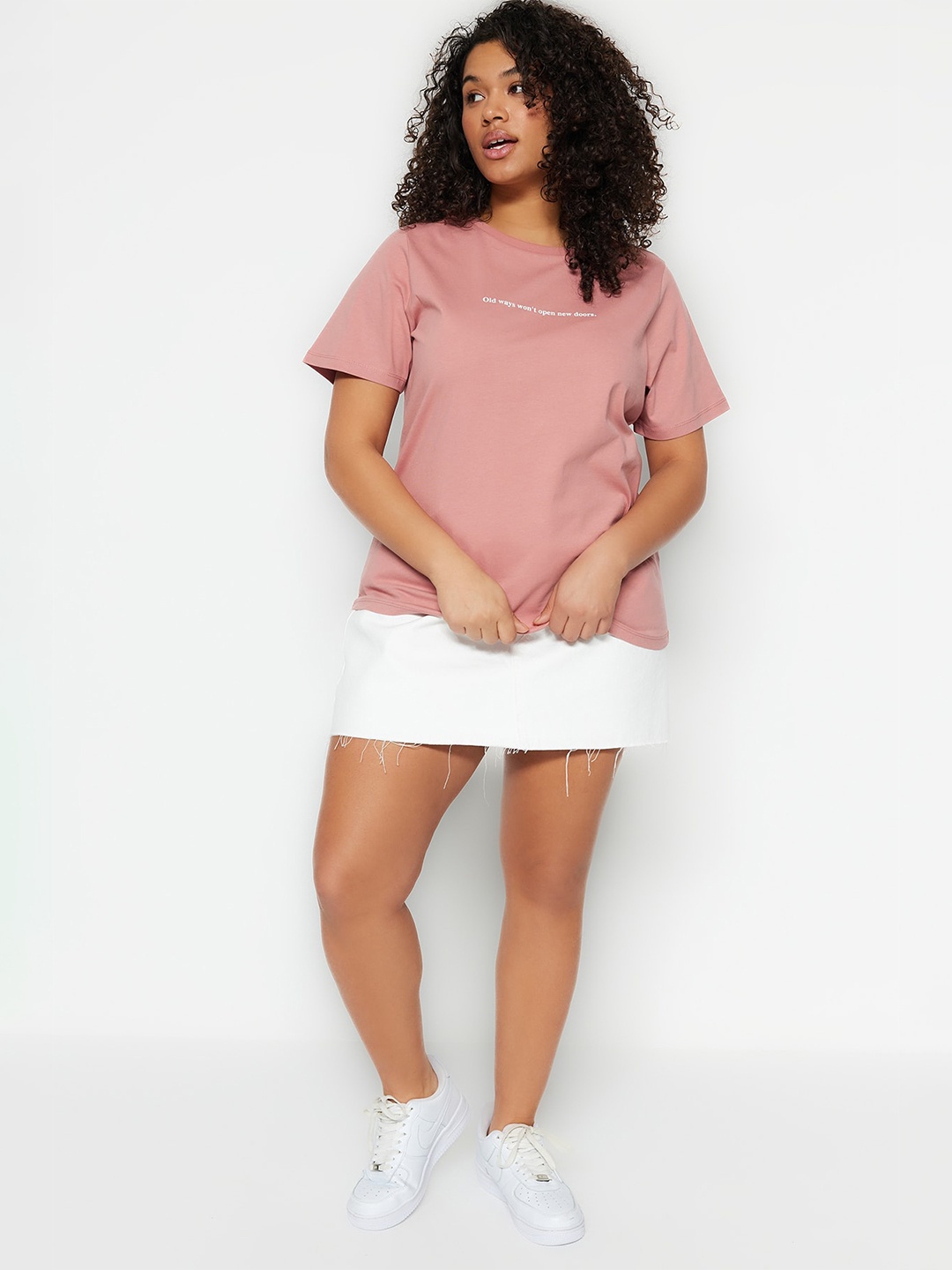 

Trendyol Round Neck Pure Cotton T-shirt, Pink