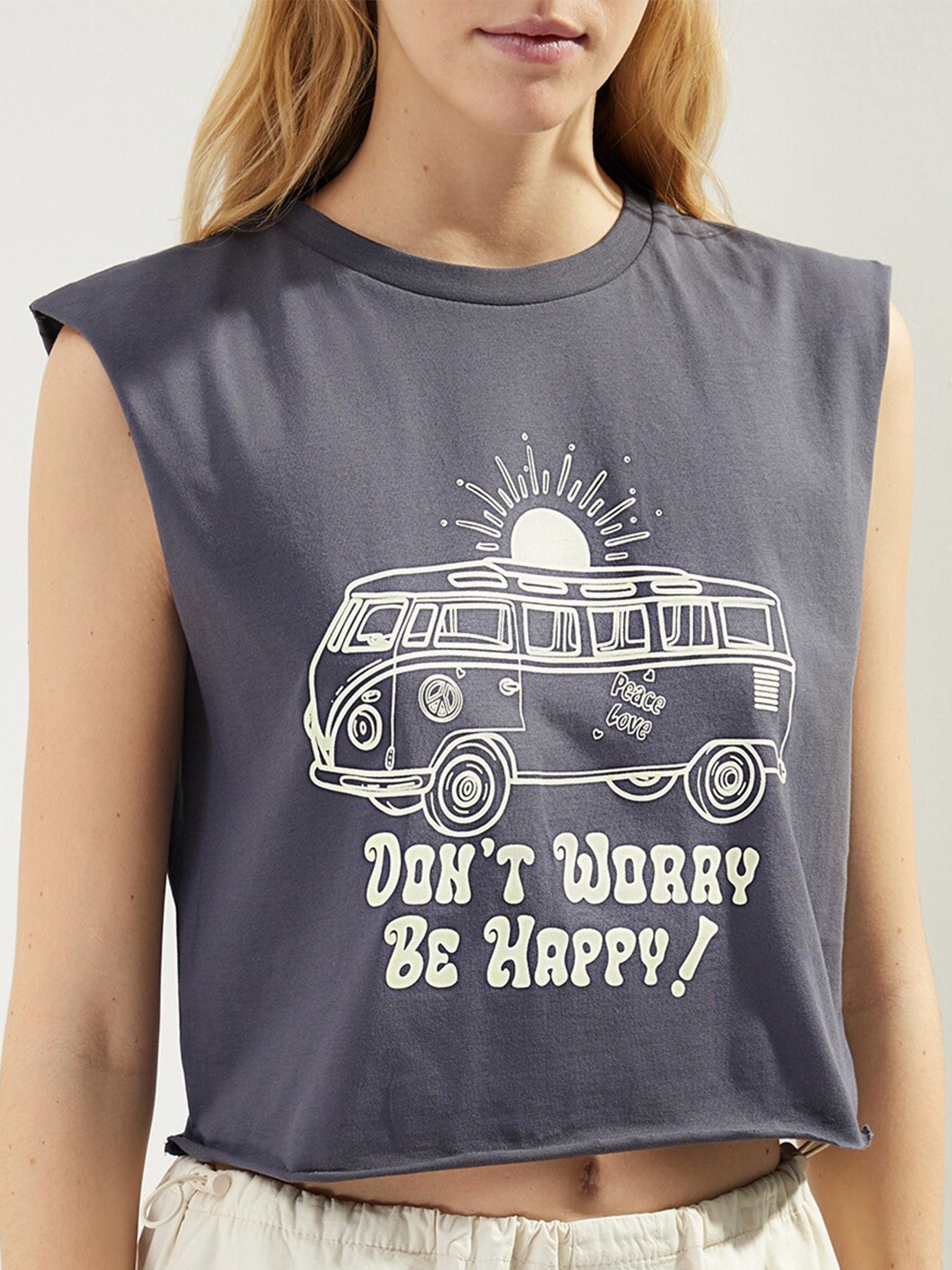 

Trendyol Graphic Printed Pure Cotton Crop T-shirt, Grey