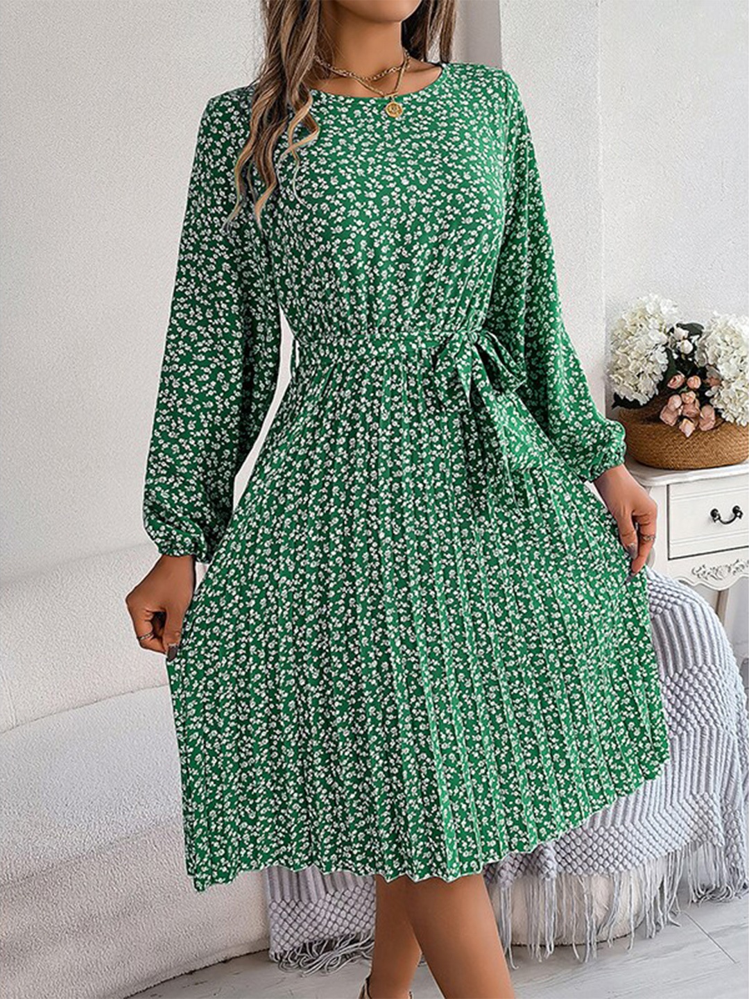 

StyleCast Green Floral Printed A-Line Midi Dress