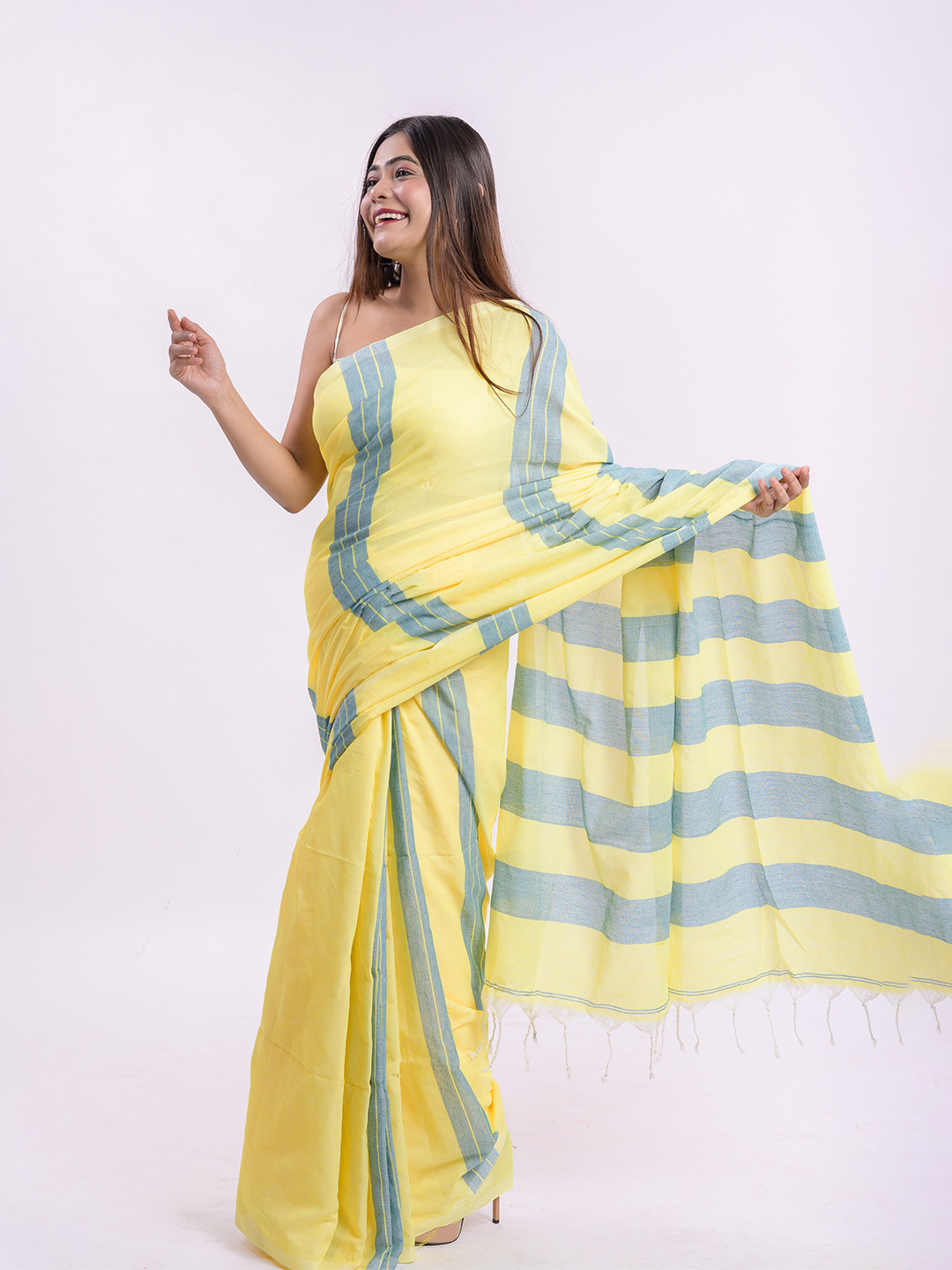 

RODDUR Striped Pure Cotton Saree, Yellow
