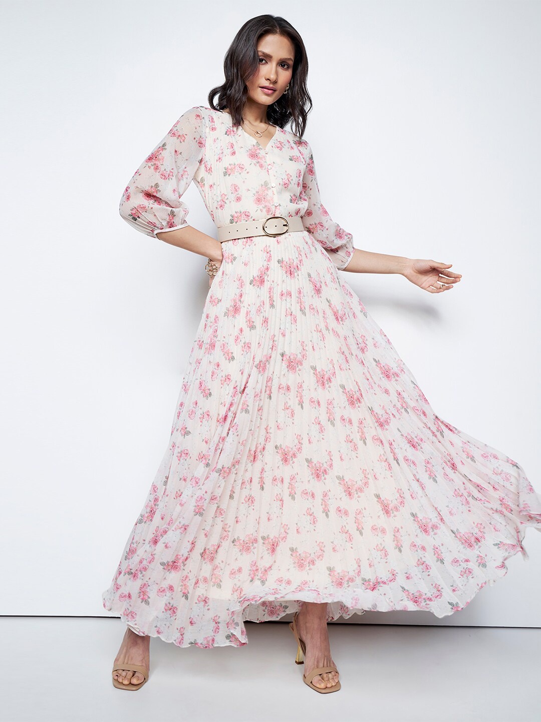 

AND Foral Printed V-Neck Puff Sleeves Accordion Pleated Detailed Maxi Dress, Cream