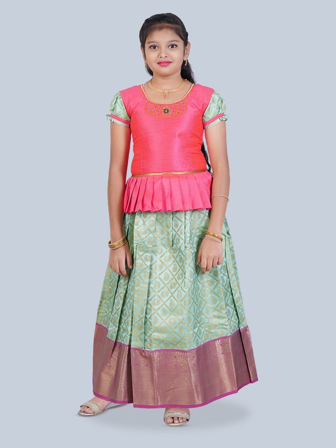 

Kanakadara Girls Ethnic Motif Woven Design Puffed Sleeves Ready to Wear Lehenga & Blouse, Pink