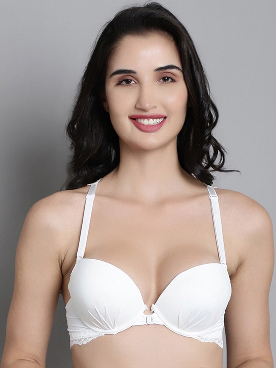 

MAKCLAN Medium Coverage Lightly Padded Push-Up Bra With All Day Comfort & Anti Odour, White