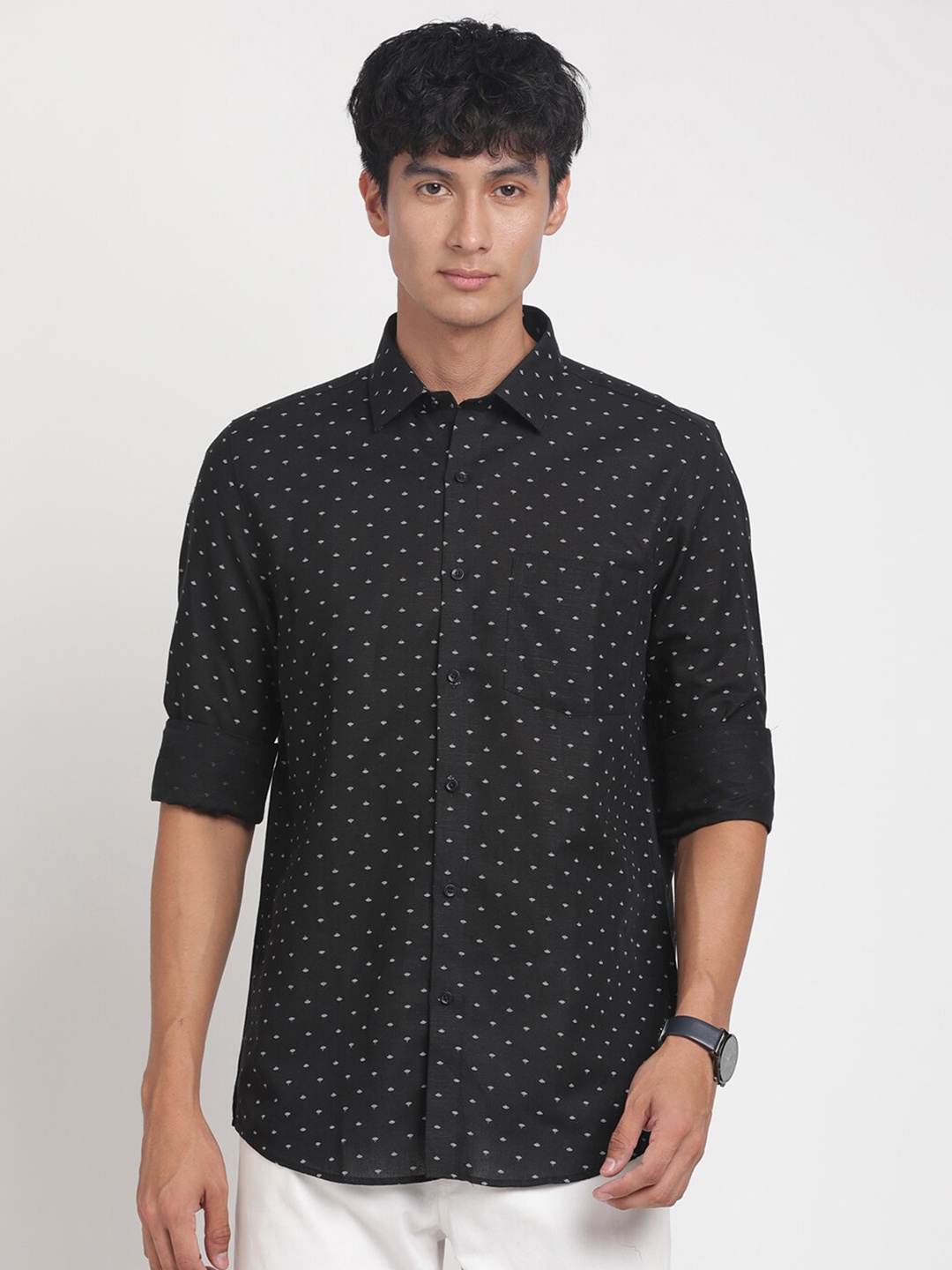

Turtle Micro Ditsy Printed Standard Slim Fit Cotton Opaque Casual Shirt, Black