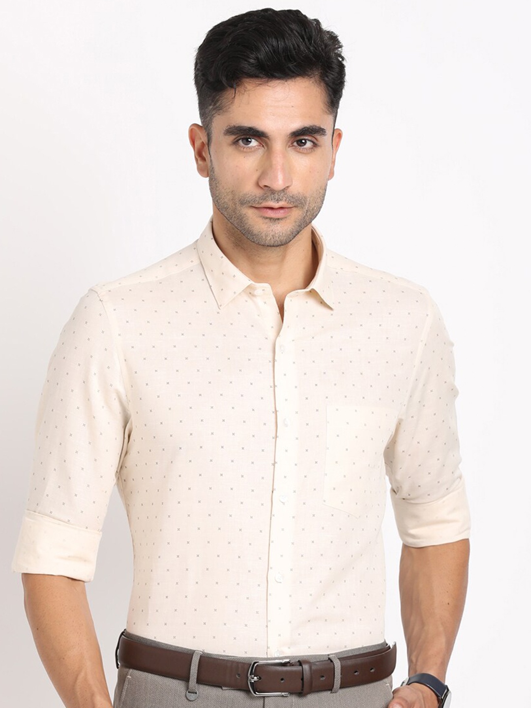 

Turtle Micro Ditsy Printed Standard Slim Fit Opaque Formal Shirt, Cream