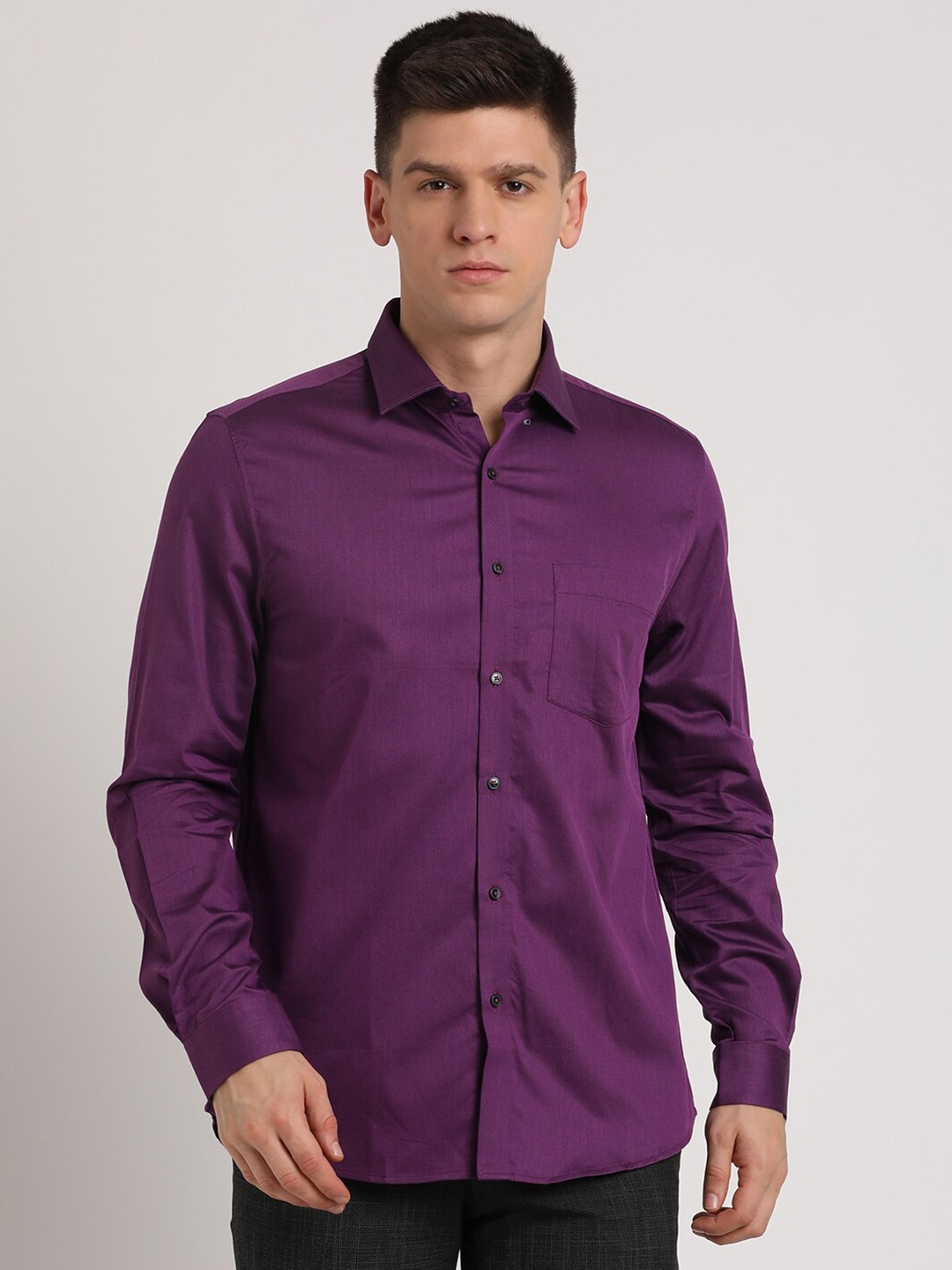 

Turtle Standard Slim Fit Cotton Cotton Opaque Formal Shirt, Purple