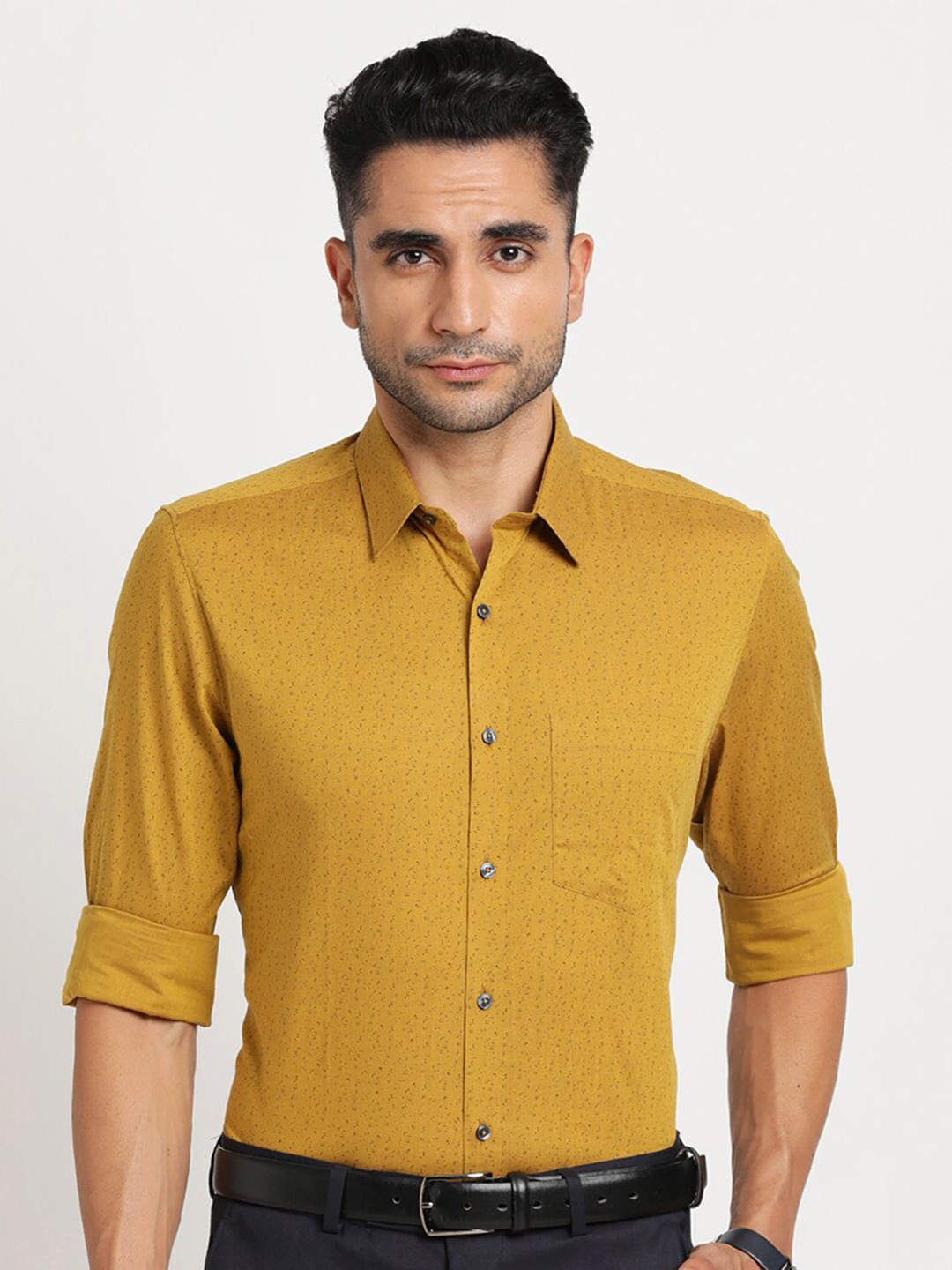 

Turtle Standard Slim Fit Micro Ditsy Printed Spread Collar Pure Cotton Formal Shirt, Mustard