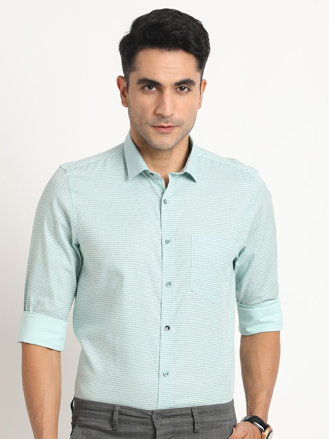 

Turtle Micro Ditsy Printed Standard Slim Fit Cotton Casual Shirt, Green