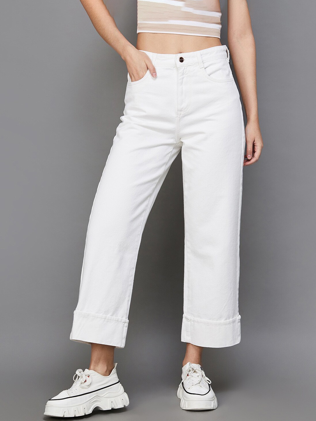 

Fame Forever by Lifestyle Women Mid-Rise Wide Leg Cropped Jeans, White