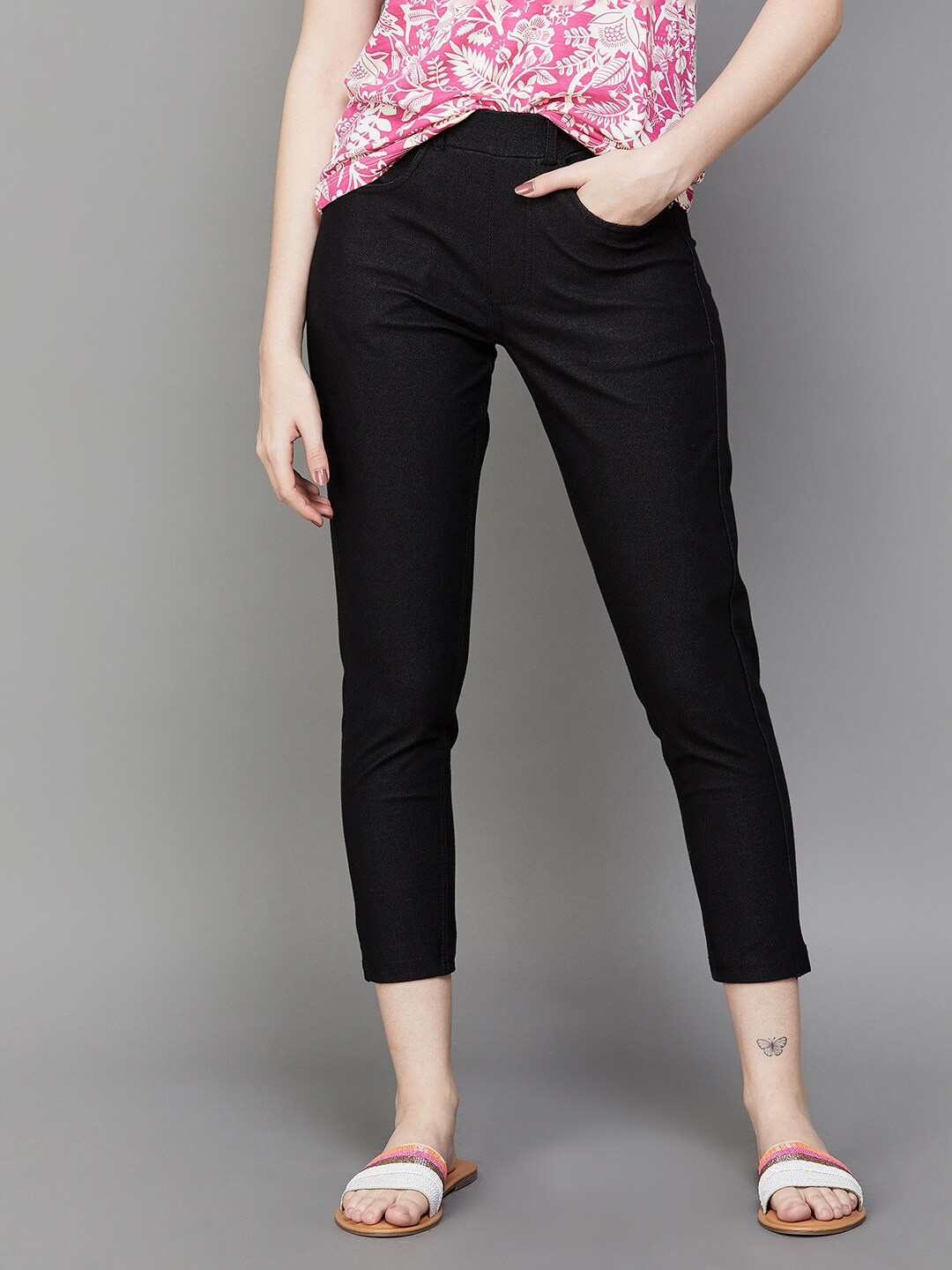 

Colour Me by Melange Women Mid-Rise Cropped Jeggings, Black