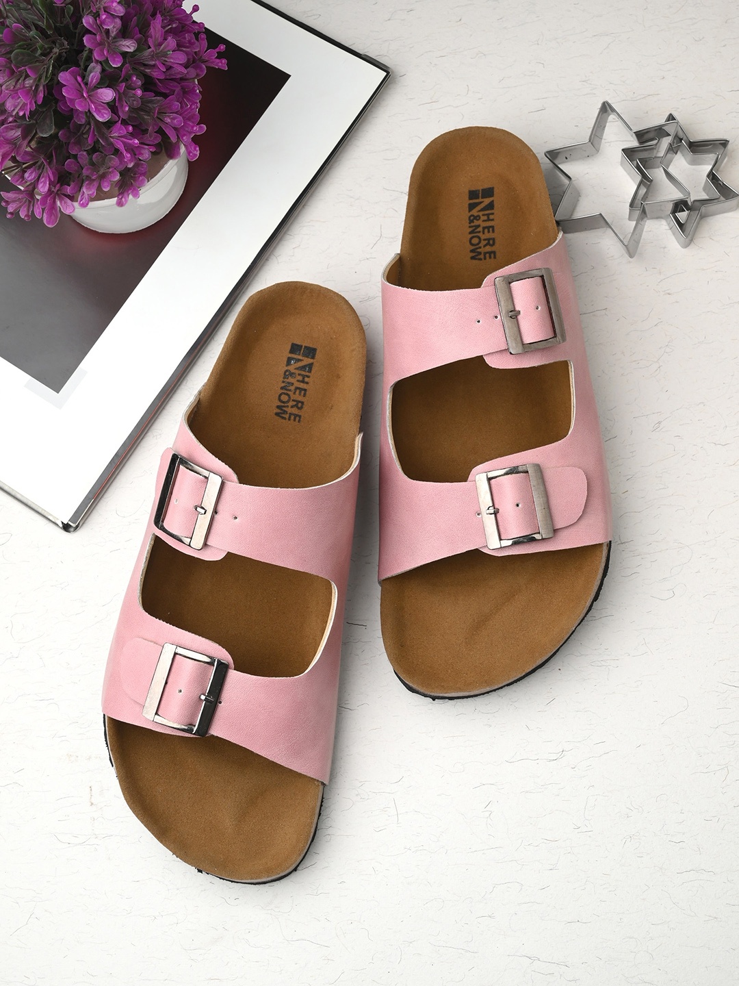 

HERE&NOW Open Toe Flats with Buckles, Pink