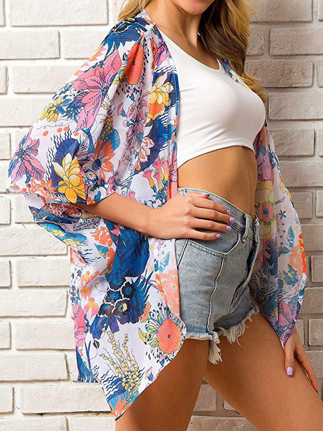 

StyleCast White Floral Printed Shrug