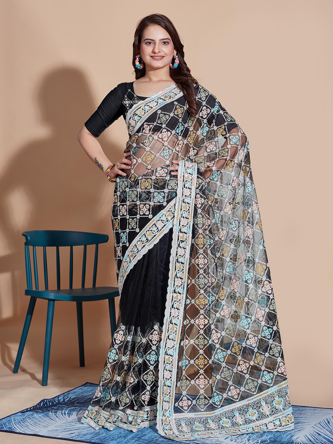 

HERE&NOW Floral Embroidered Net Saree, Black