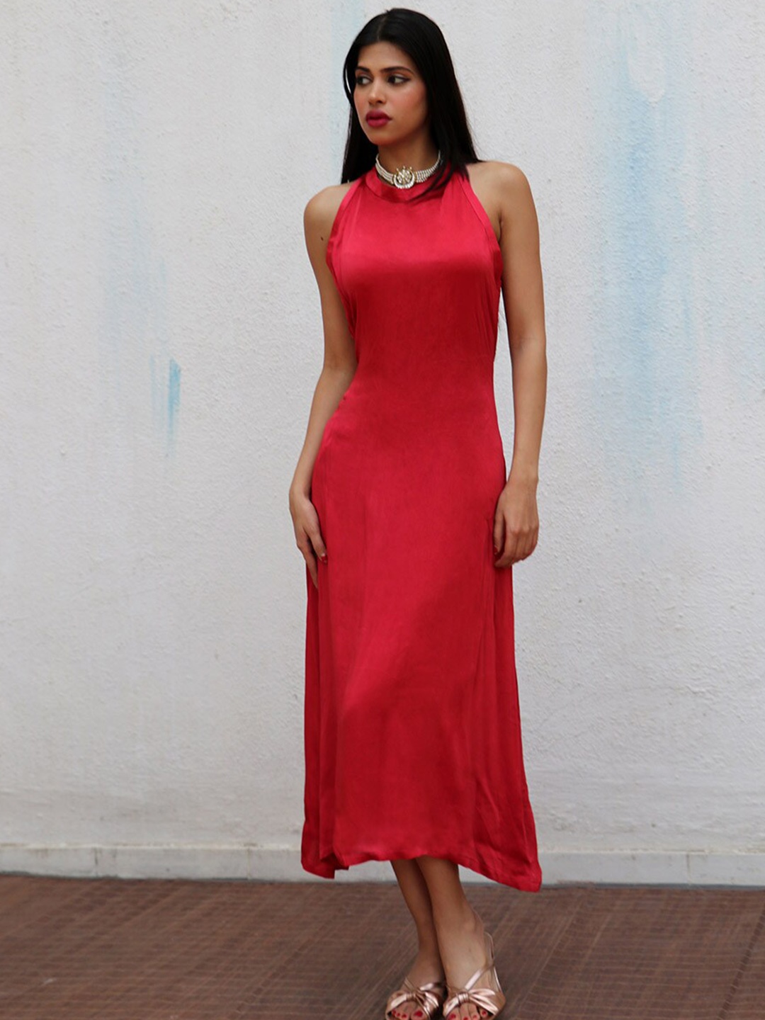 

Chidiyaa Sleeveless Smocked A-Line Midi Dress, Red