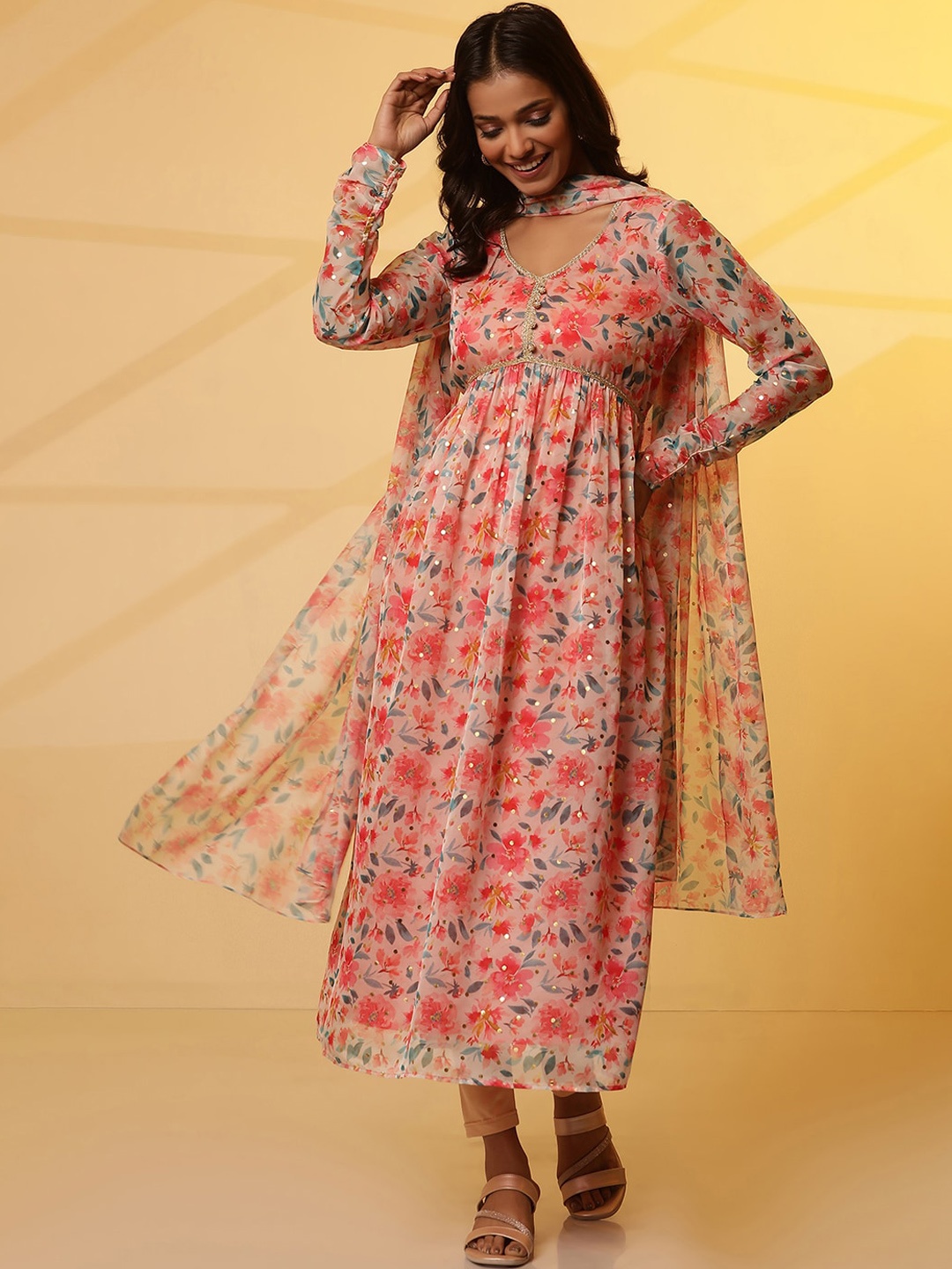 

AURELIA Floral Printed V-Neck Anarkali Kurta, Pink