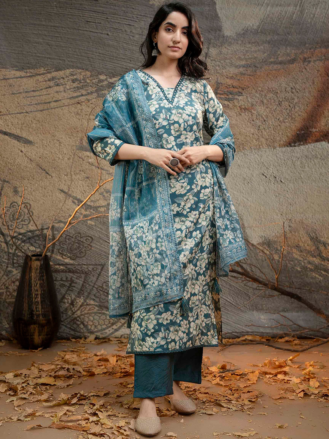 

Nehamta Floral Printed V-Neck Sequinned Straight Kurta With Trousers & Dupatta, Teal