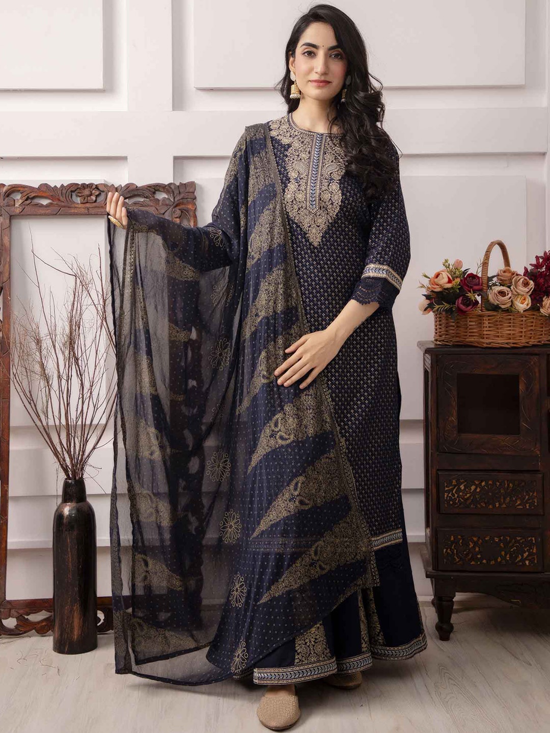 

Nehamta Ethnic Motifs Printed Thread Work Straight Kurta With Palazzos & Dupatta, Navy blue