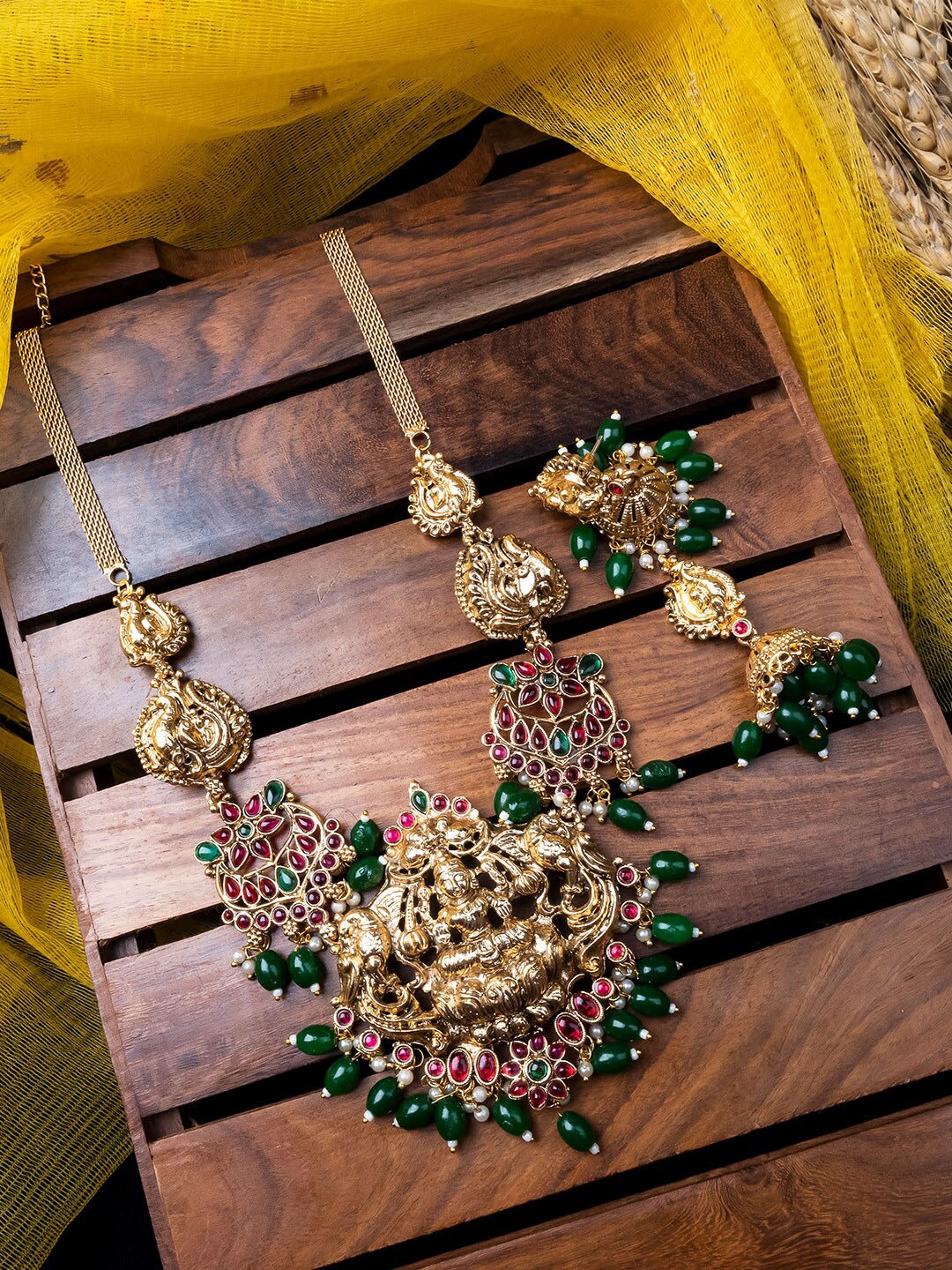 

StileAdda Gold-Plated Beaded Temple Jewellery Set