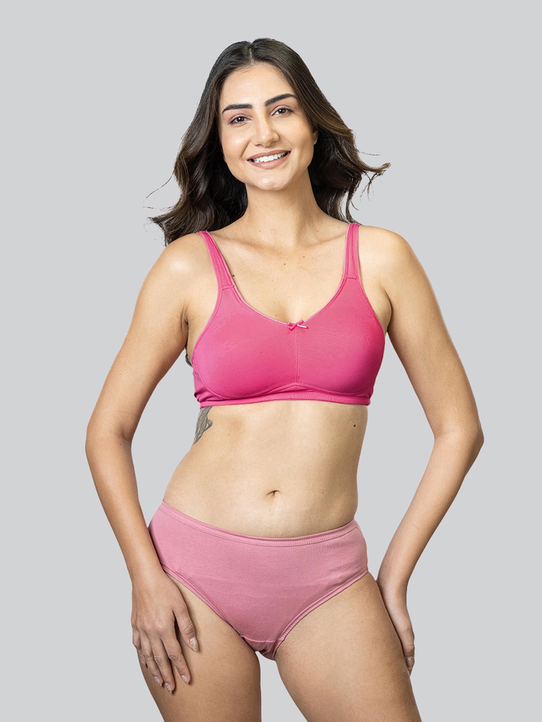 

LYRA Bra Full Coverage Non-Wired Non Padded, Fuchsia