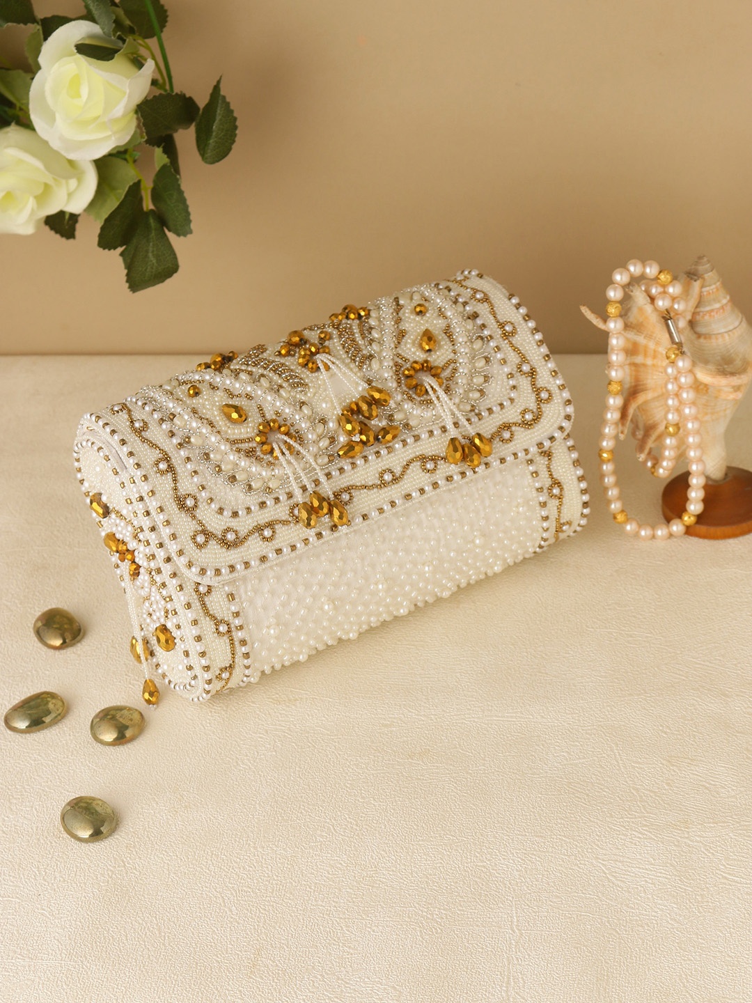 

Swisni Embellished Box Clutch With Wrist Loop, White