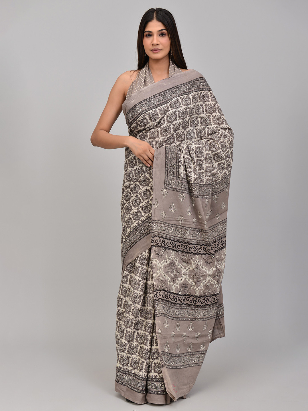 

KALINI Ethnic Motifs Printed Pure Cotton Saree, Grey