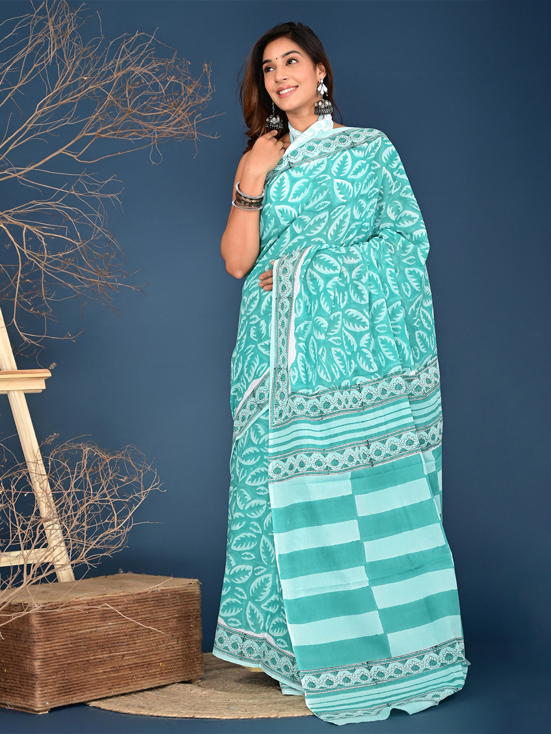 

KALINI Floral Block Printed Pure Cotton Saree, Sea green