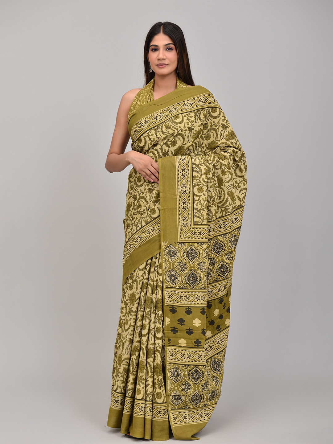 

KALINI Floral Block Printed Pure Cotton Saree, Green