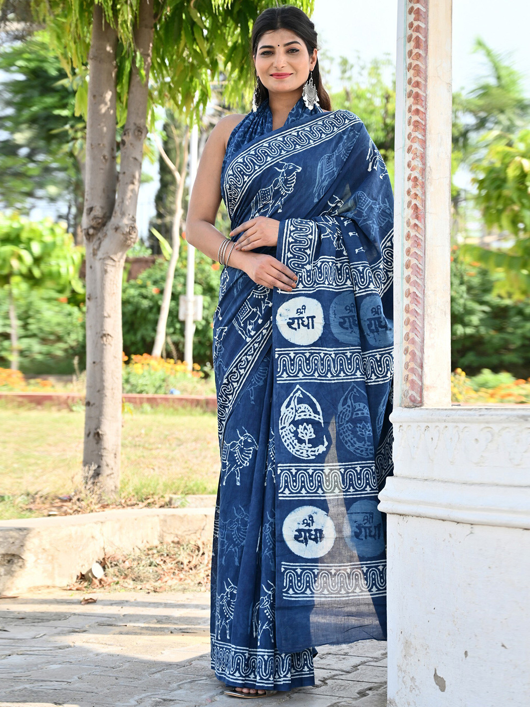 

KALINI Ethnic Motifs Printed Pure Cotton Saree, Blue