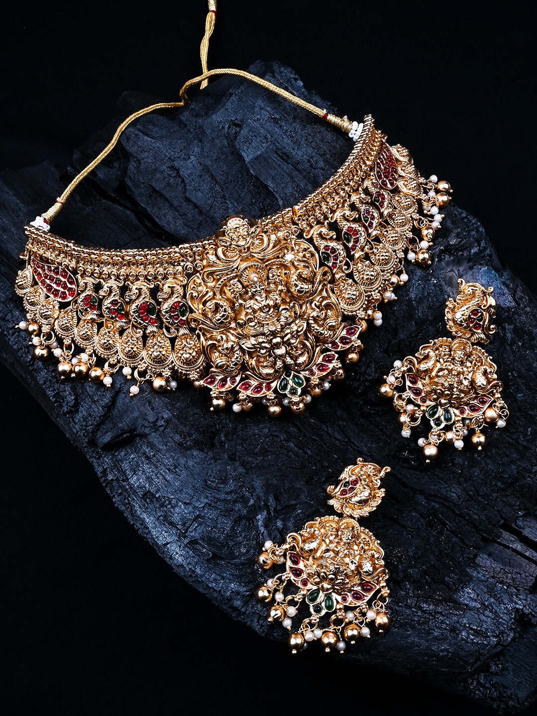 

StileAdda Gold-Plated Stone Studded Temple Necklace & Earrings