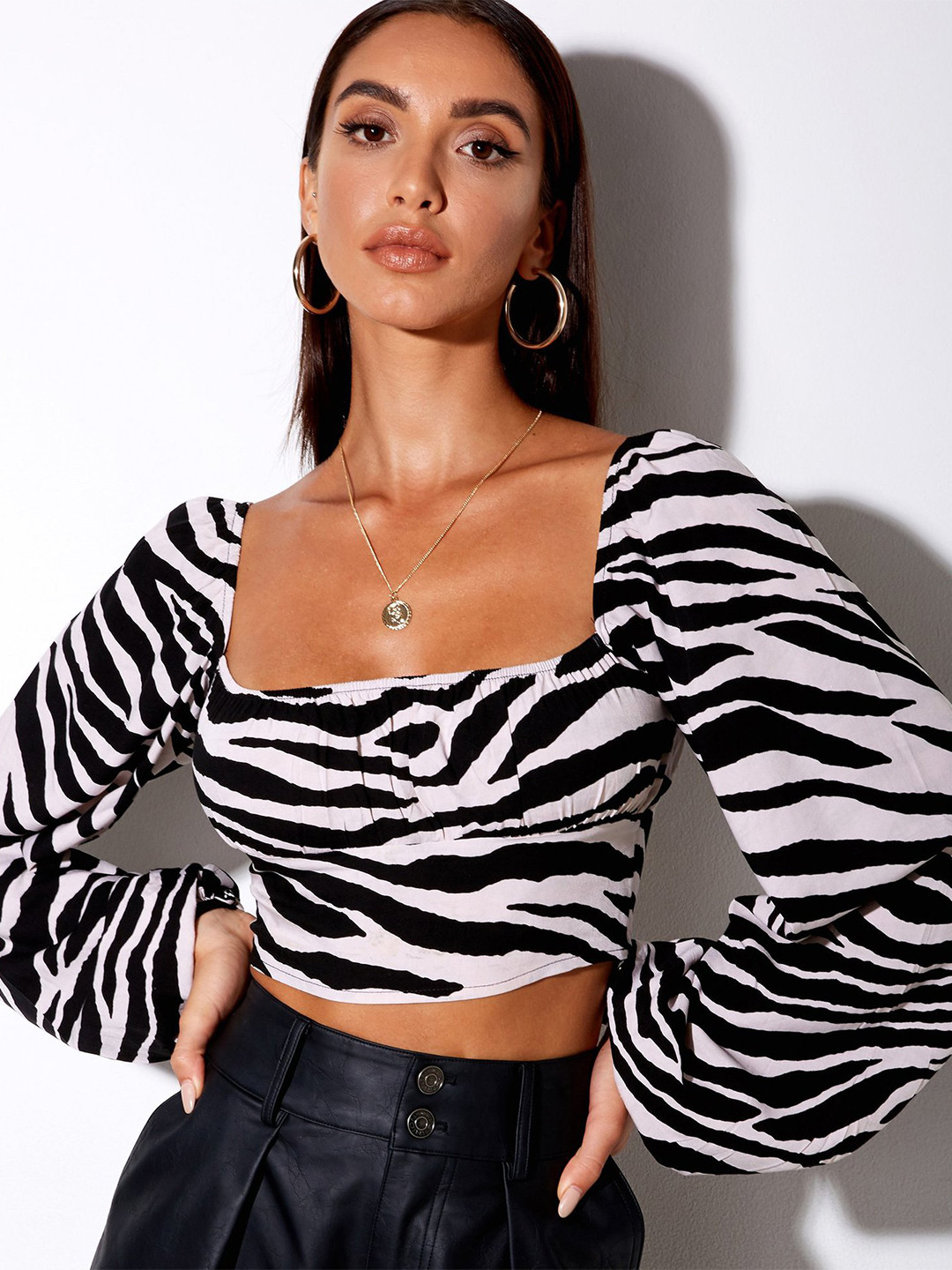 

StyleCast White Animal Print Bell Sleeve Crop Top