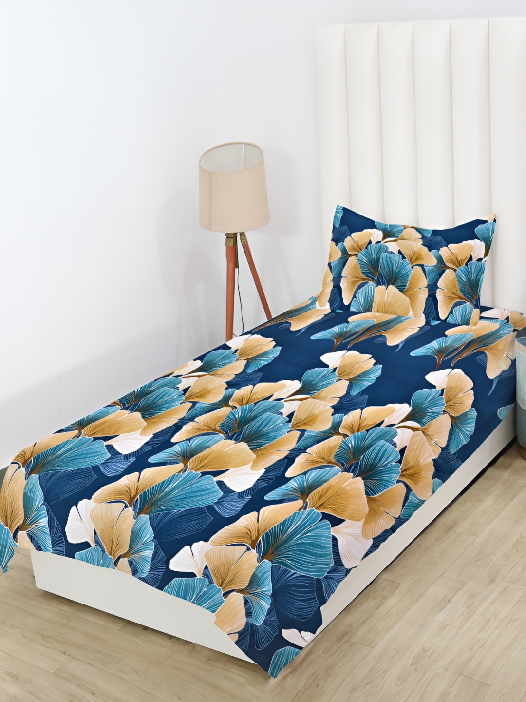 

RD TREND Blue & Brown Floral Cotton 210 TC Single Bedsheet With 1 Pillow Cover