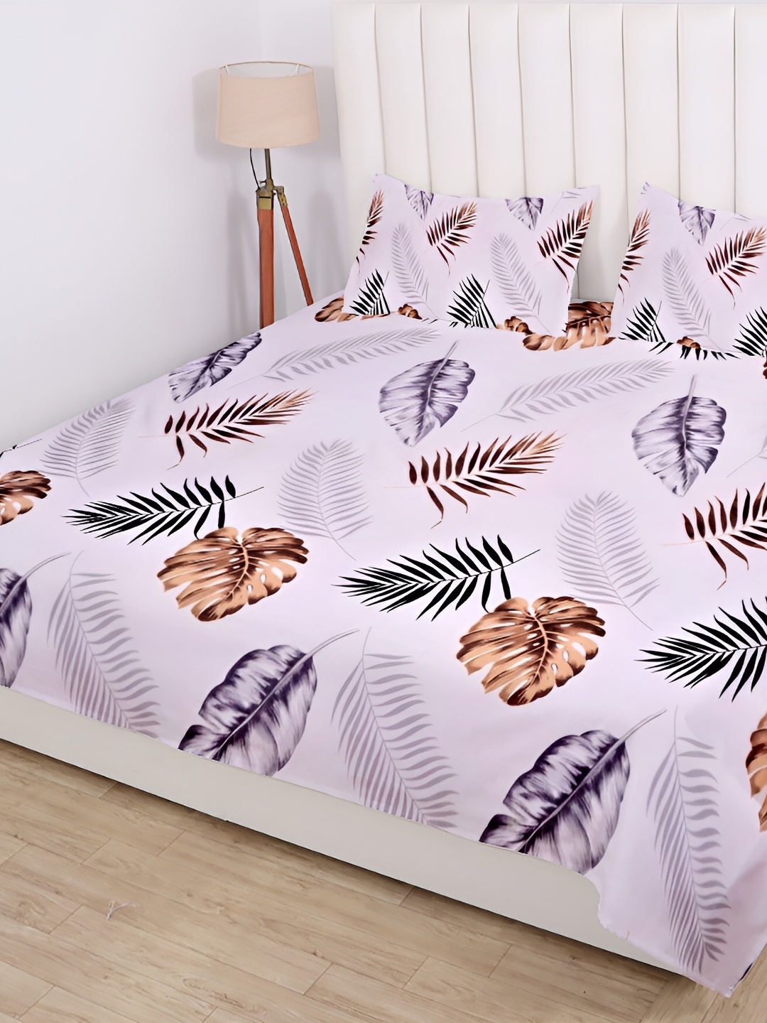 

RD TREND White & Brown Floral Cotton 210 TC King Bedsheet With 2 Pillow Covers
