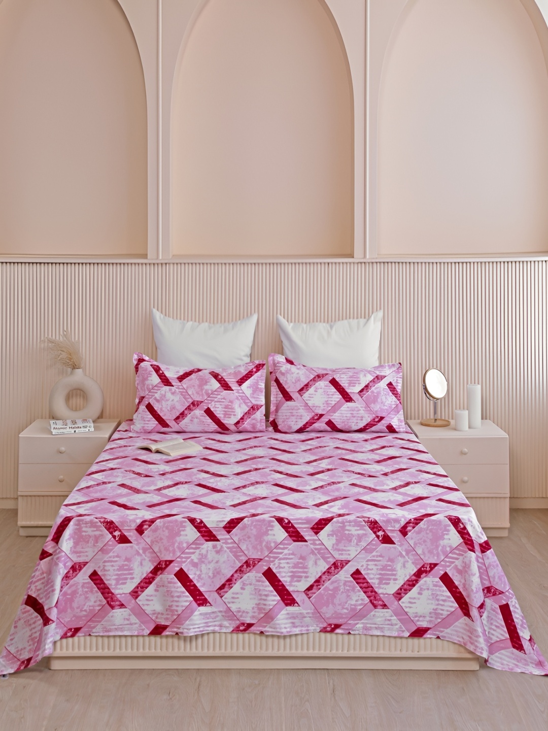 

HOMEMONDE Pink & White Geometric Cotton 210 TC Single Bedsheet with 1 Pillow Cover