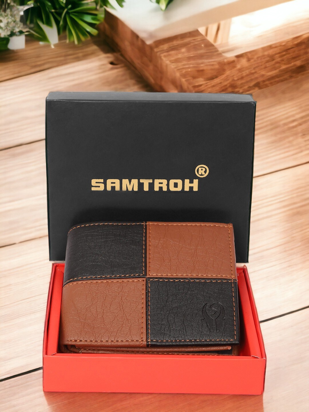 

SAMTROH Unisex Colourblocked Two Fold Wallet, Tan