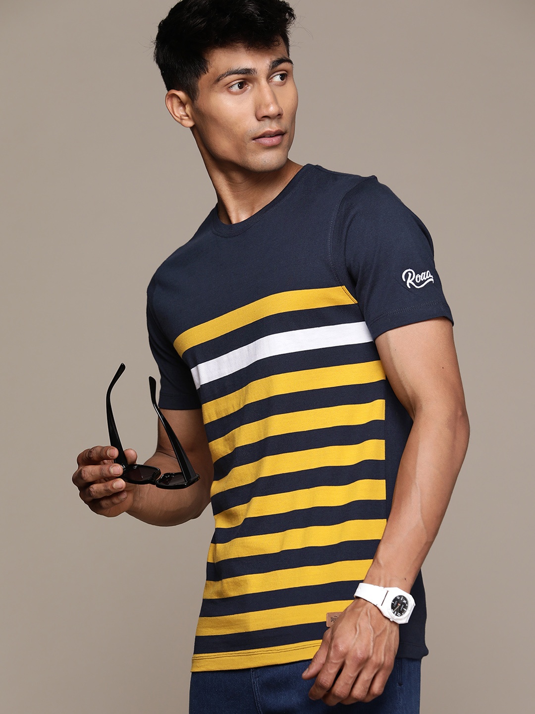 

Roadster Men Striped T-shirt, Navy blue