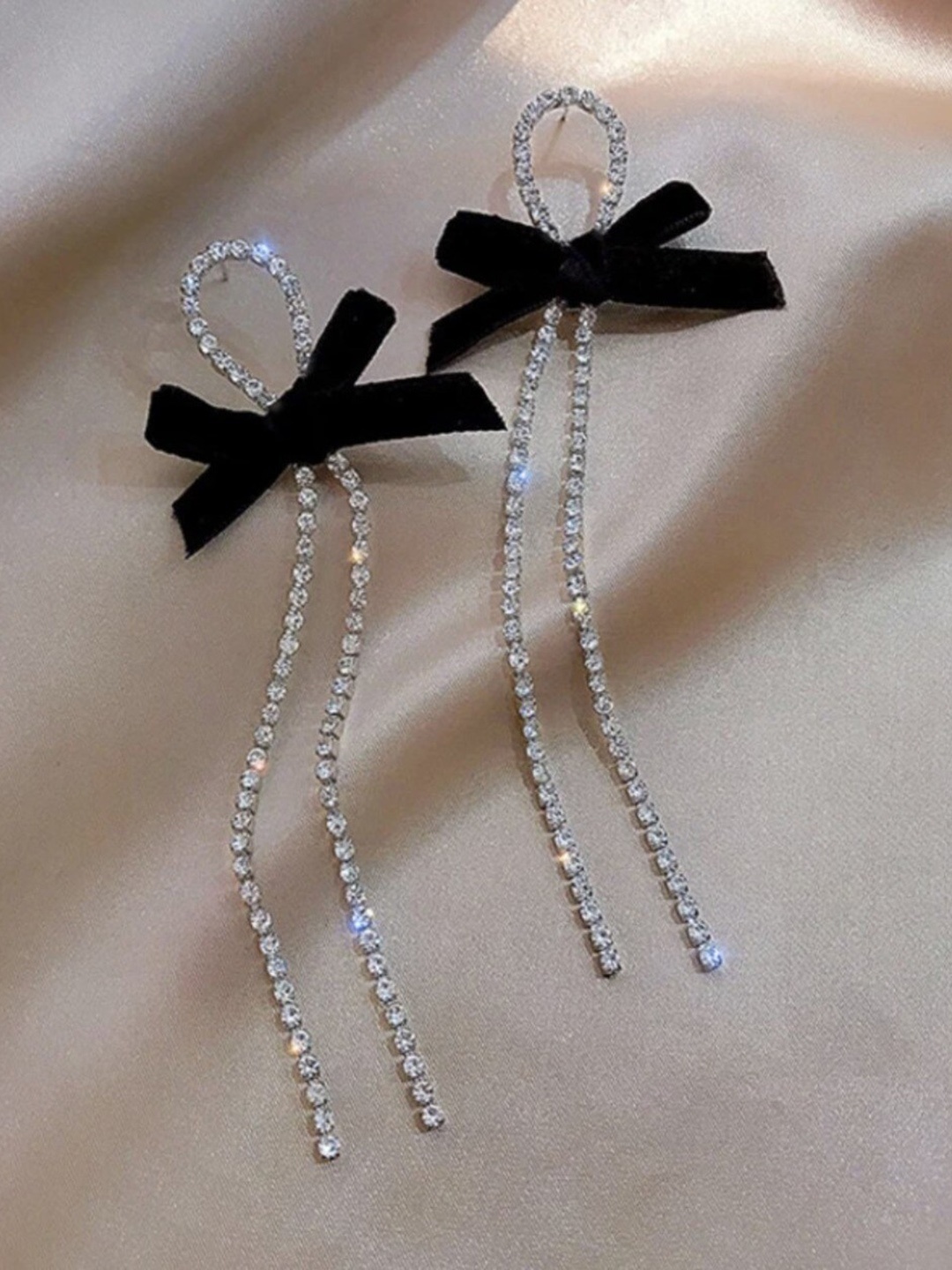 

ISHKAARA Silver-Plated Stone Studded Bow Detail Contemporary Drop Earrings