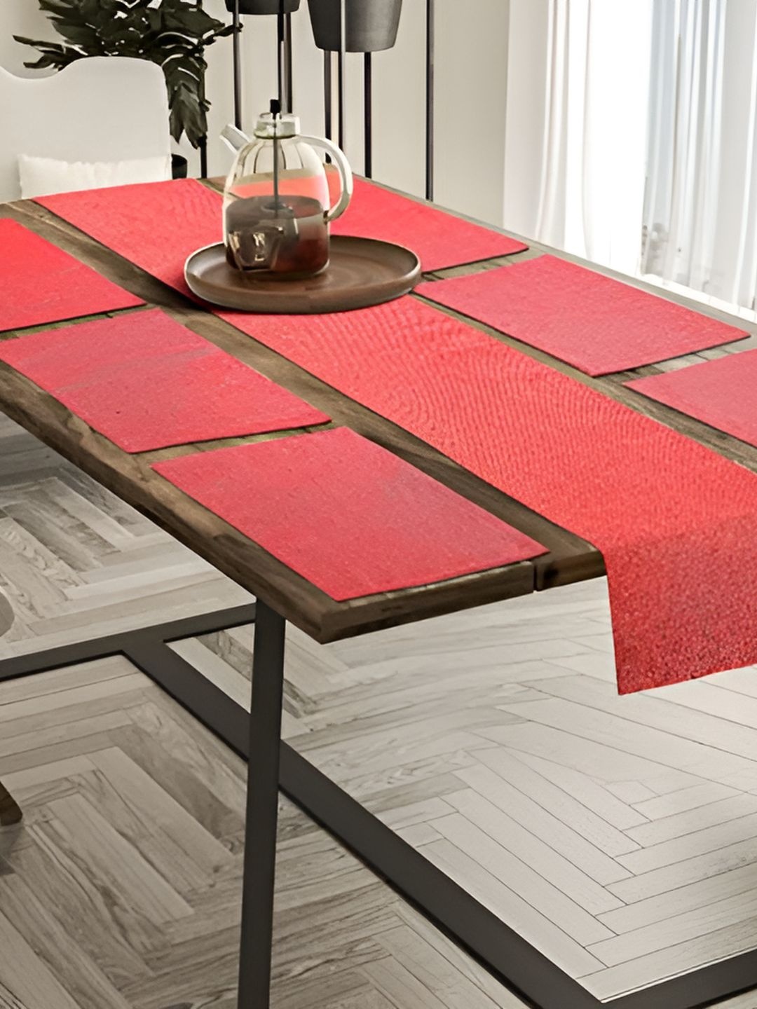 

CASA-NEST Red 7 Pieces Reversible Table Placements