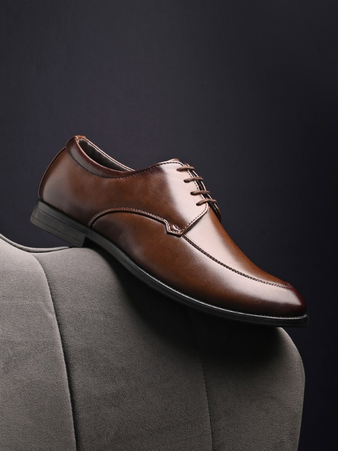 

INVICTUS Men Formal Derbys, Brown