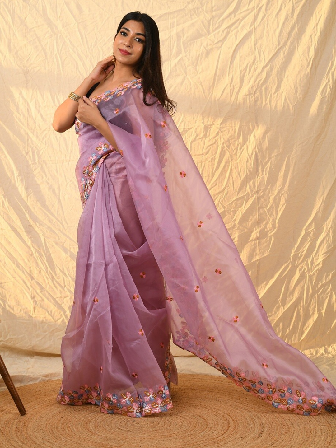 

Mitera Pink Floral Embroidered Organza Saree