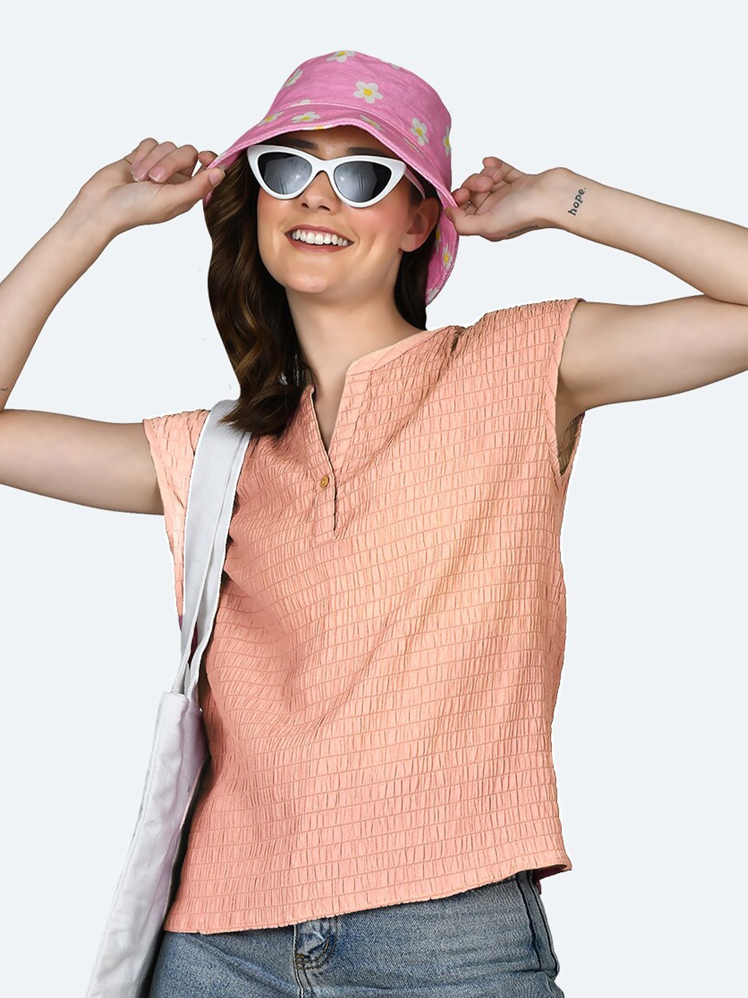 

Zink London Self Design Mandarin Collar Sleeveless Top, Peach