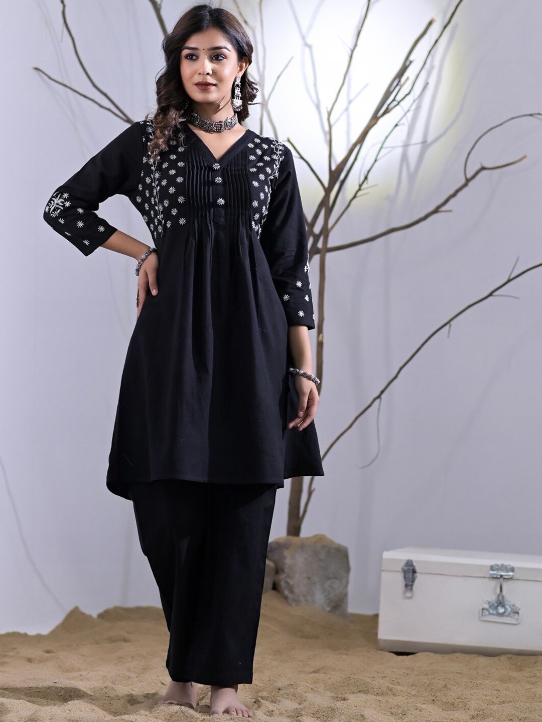 

Readiprint A Line style Embroidered Tunic And Palazzos, Black