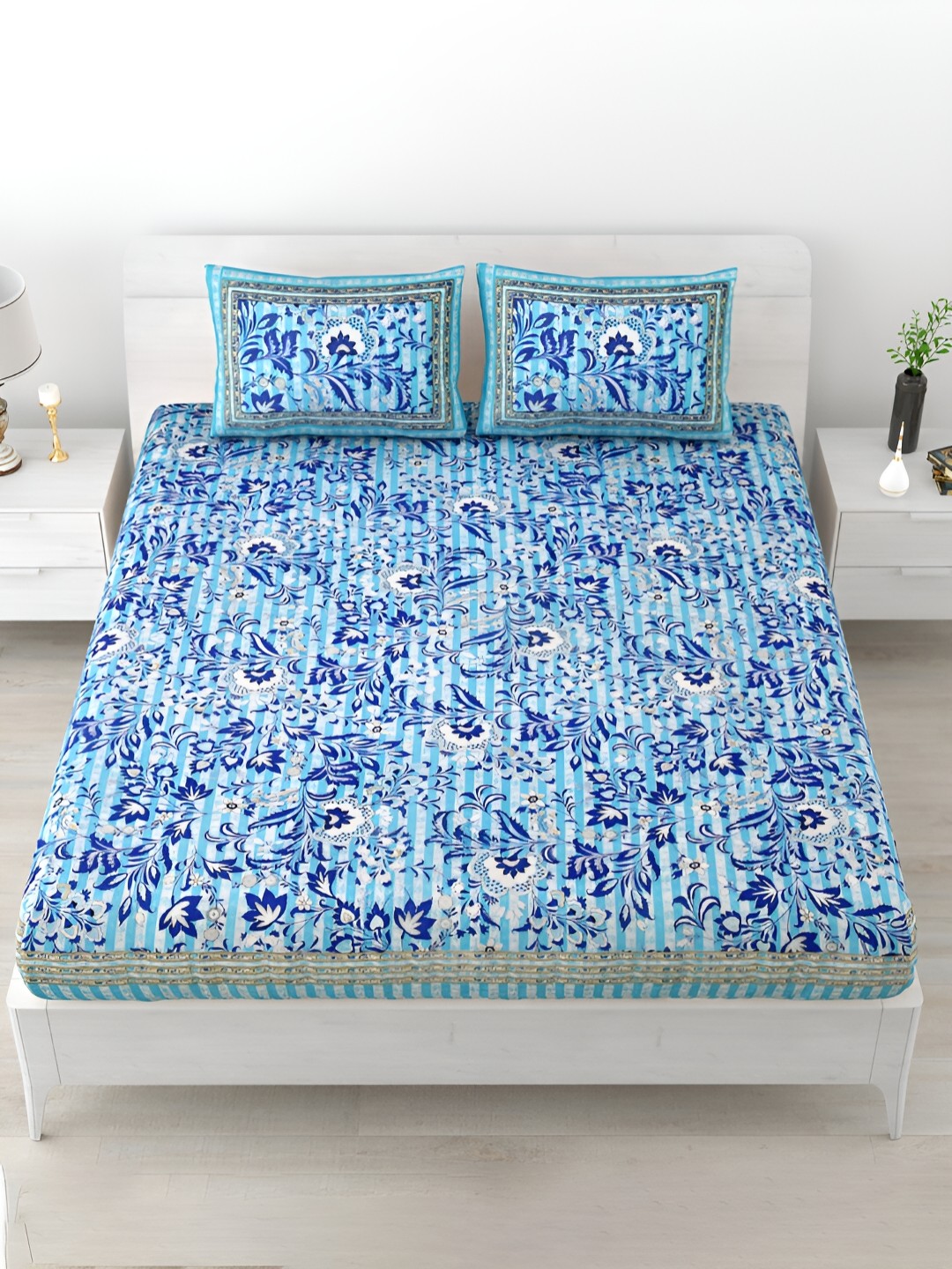 

POORAK Blue & White Printed Cotton 120 TC King Cotton Bedsheet with 2 Pillow Covers