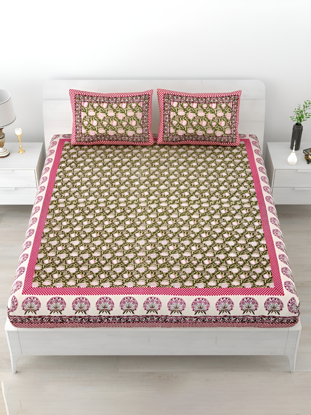 

POORAK Green & Pink Floral Printed Cotton 120 TC King Bedsheet with 2 Pillow Covers