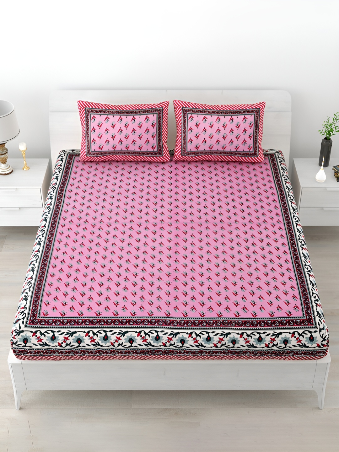 

POORAK Pink & Blue Floral Printed Cotton 120 TC King Bedsheet with 2 Pillow Covers
