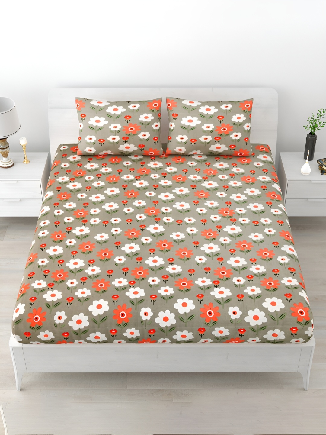 

POORAK Orange Floral Printed Cotton 120 TC King Bedsheet with 2 Pillow Covers